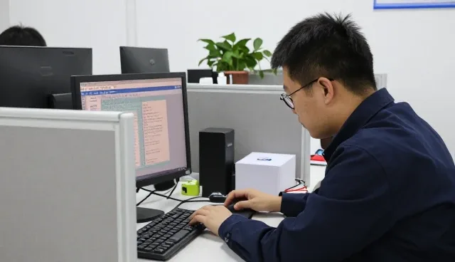 技术咨询等提升高峰期运行使用效率
